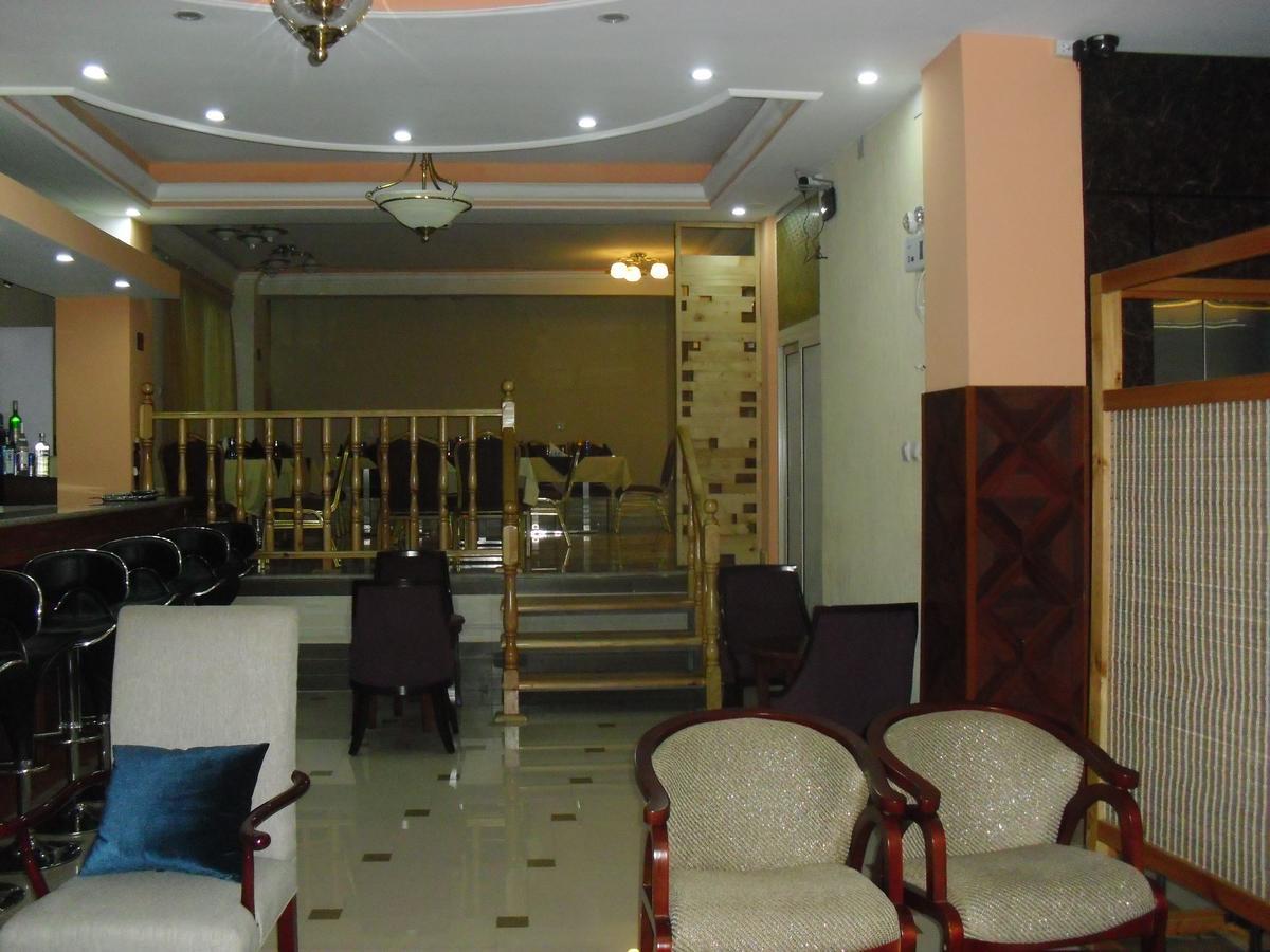 C Fun Addis Hotel Exterior foto